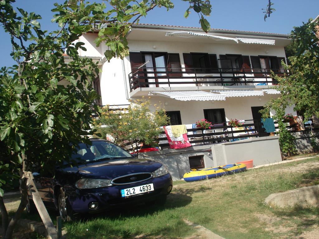Apartments Jurlina Seline Exterior foto